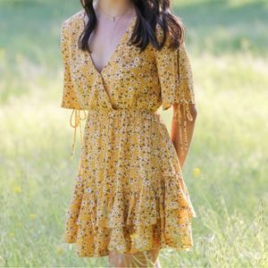 Petal & Pup Galloway Yellow Ditsy Floral Tiered Sundress Size US 4